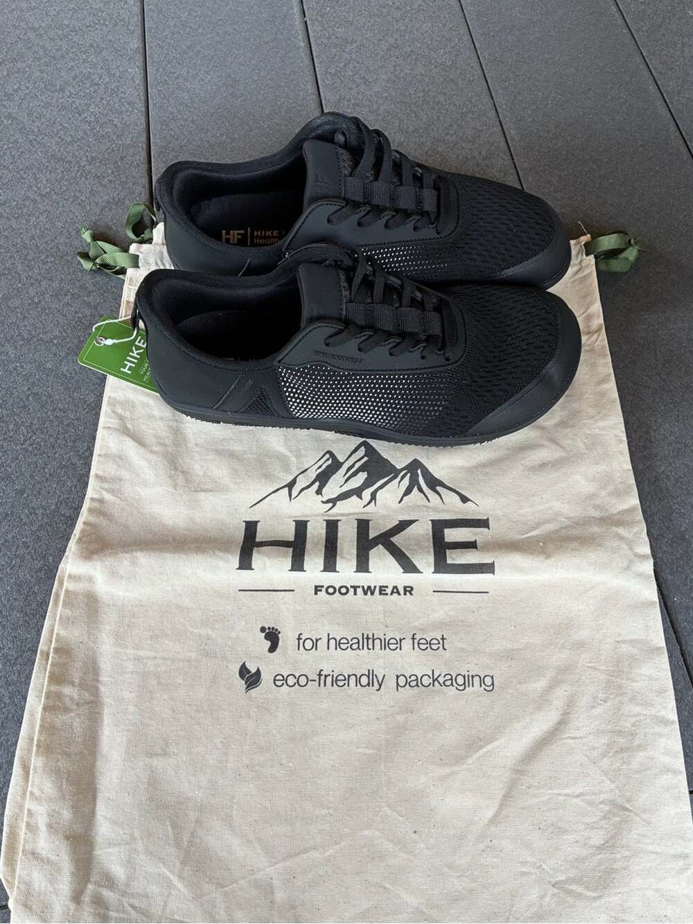 New Hike Footwear Stride Sneakers Black Women's 9-9.5